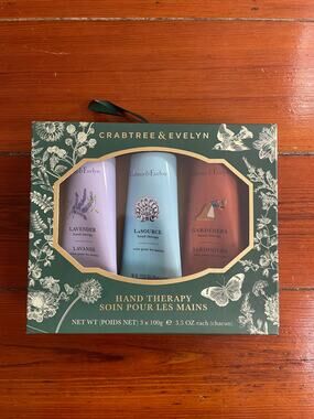 Crabtree & Evelyn Hand Therapy Trio Lavender La Source Gardeners 3x100g